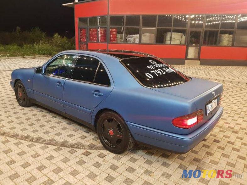 1996' Mercedes-Benz E photo #3