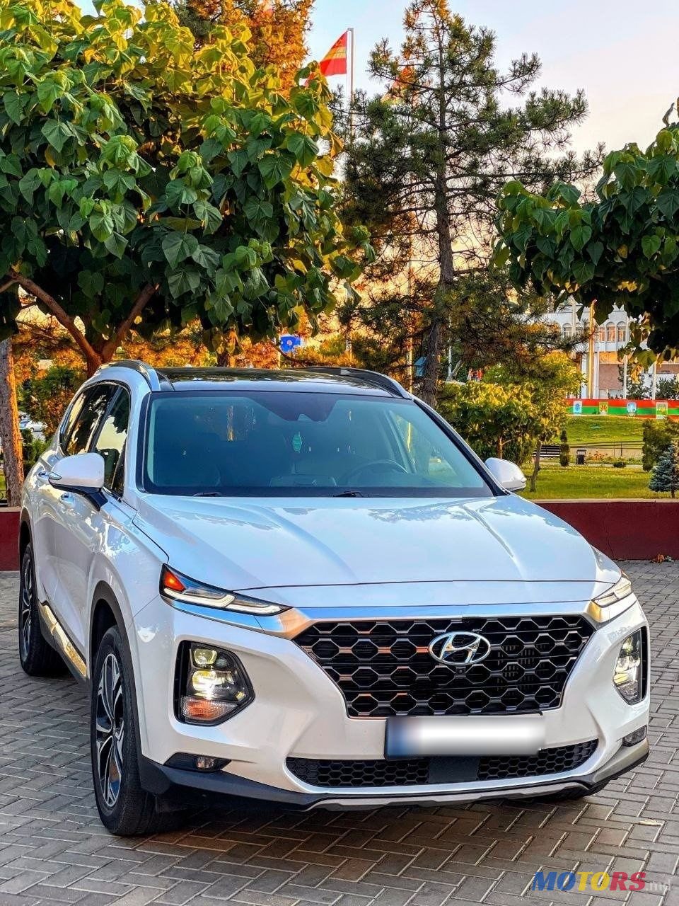 2019' Hyundai Santa Fe photo #1