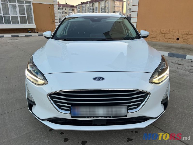 2020' Ford Focus photo #6