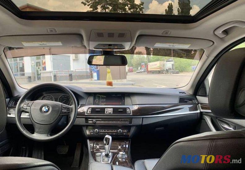 2012' BMW 5 photo #1