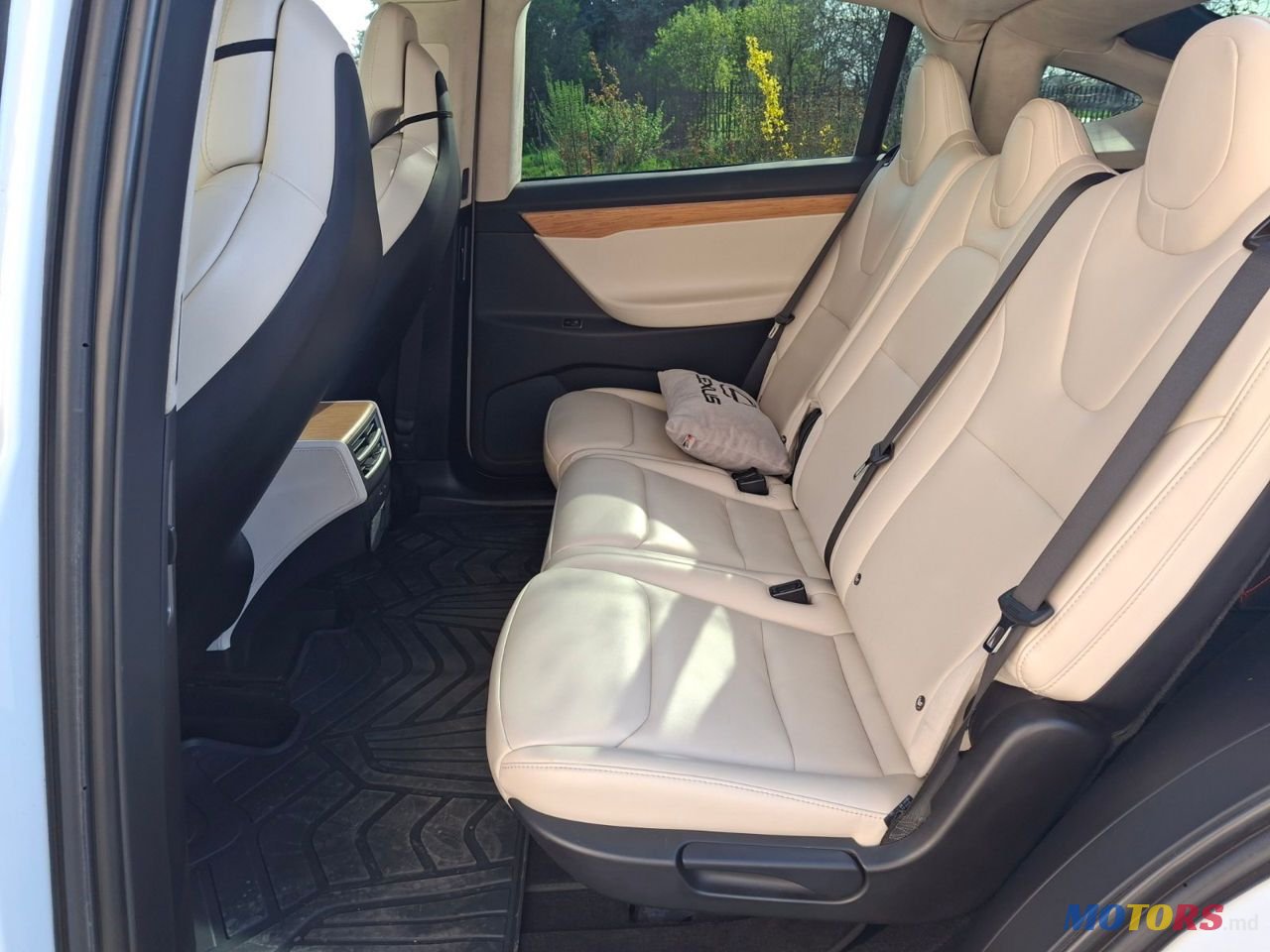 2019' Tesla Model X photo #4