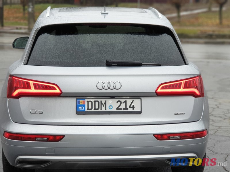 2019' Audi Q5 45 photo #7