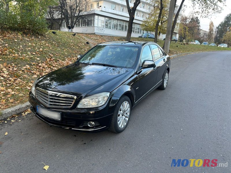 2008' Mercedes-Benz C-Class photo #2