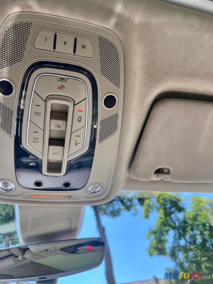 2017' Audi Q7 photo #4