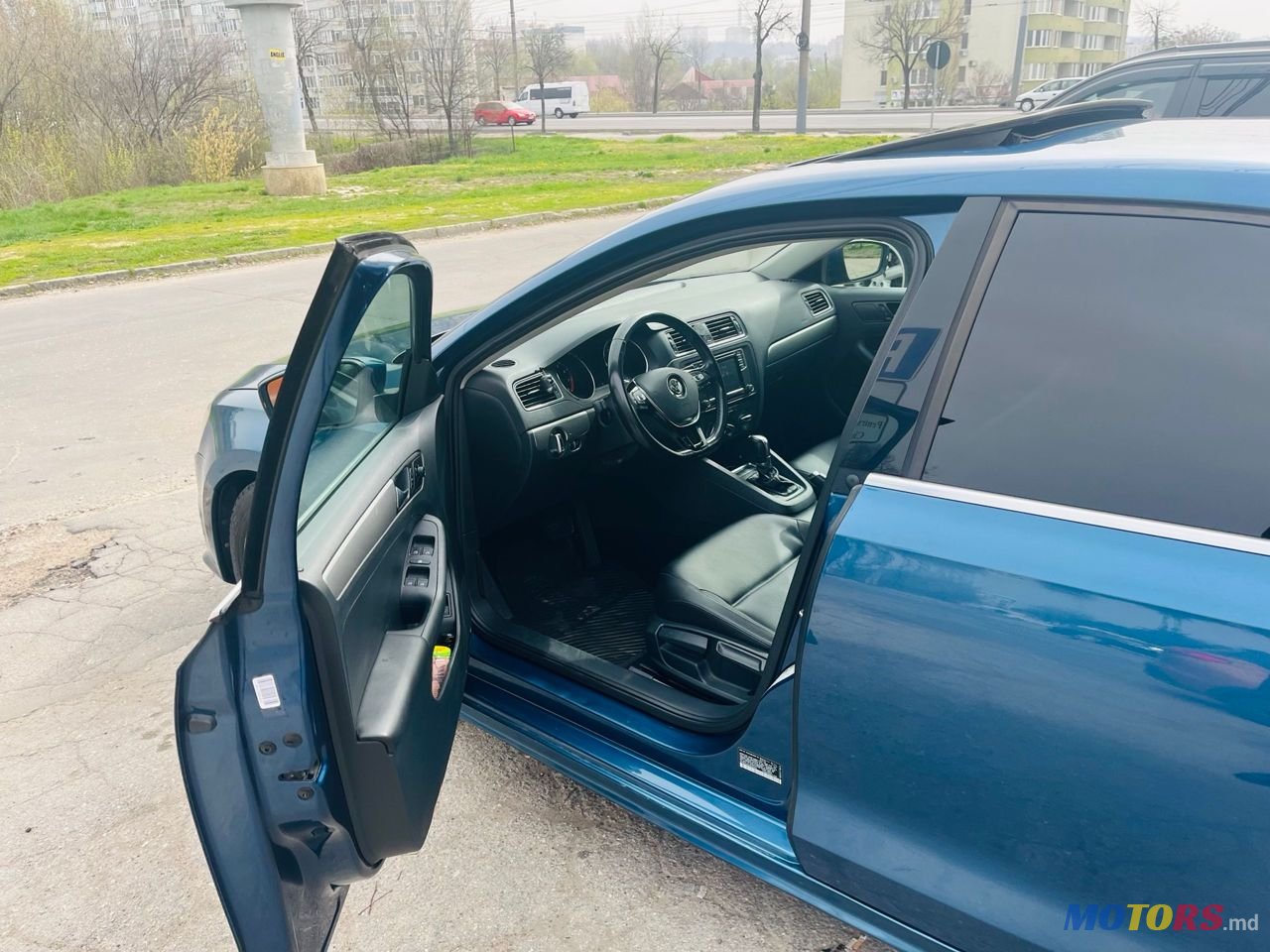 2016' Volkswagen Jetta photo #6