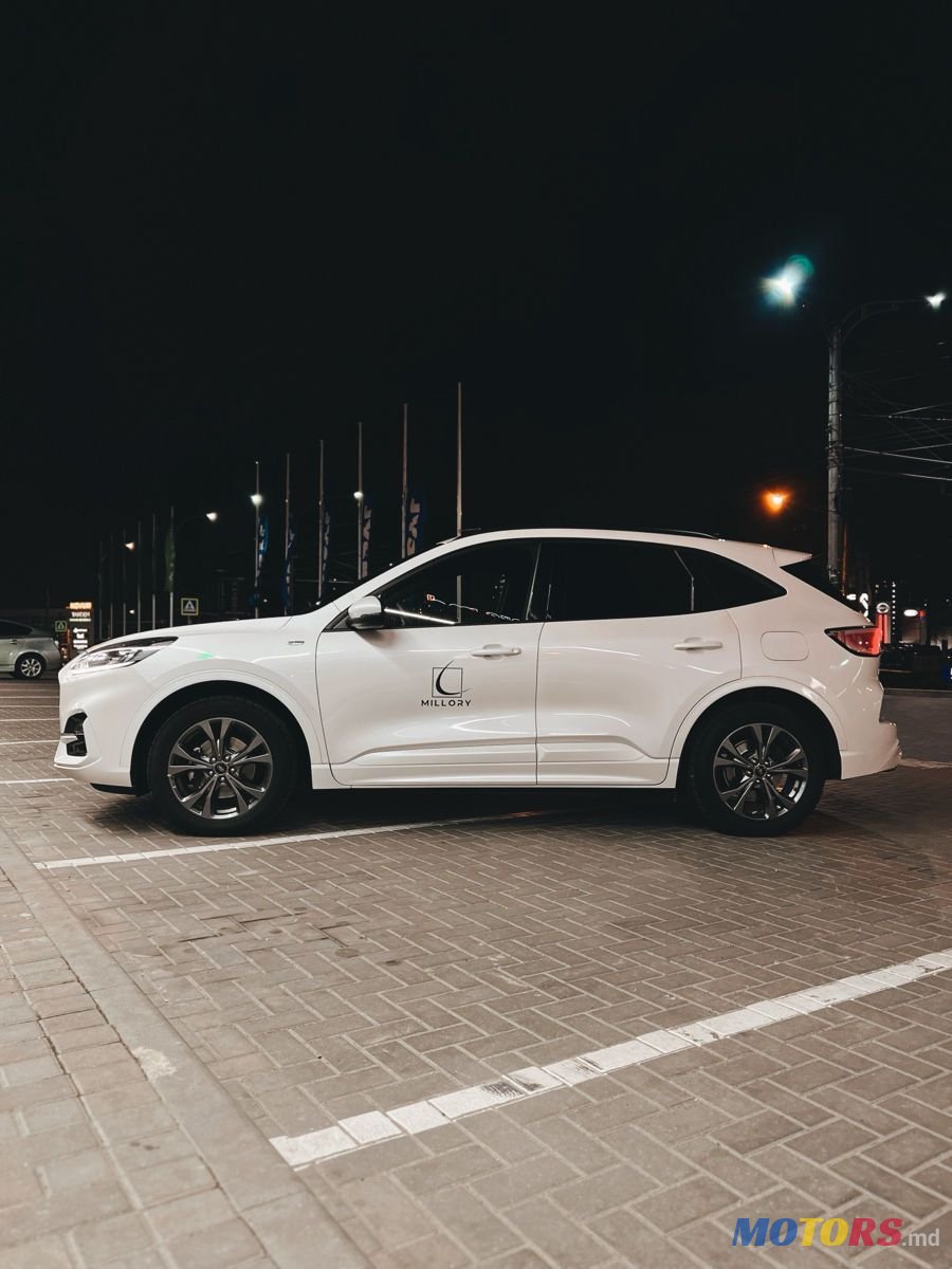 2021' Ford Kuga photo #3