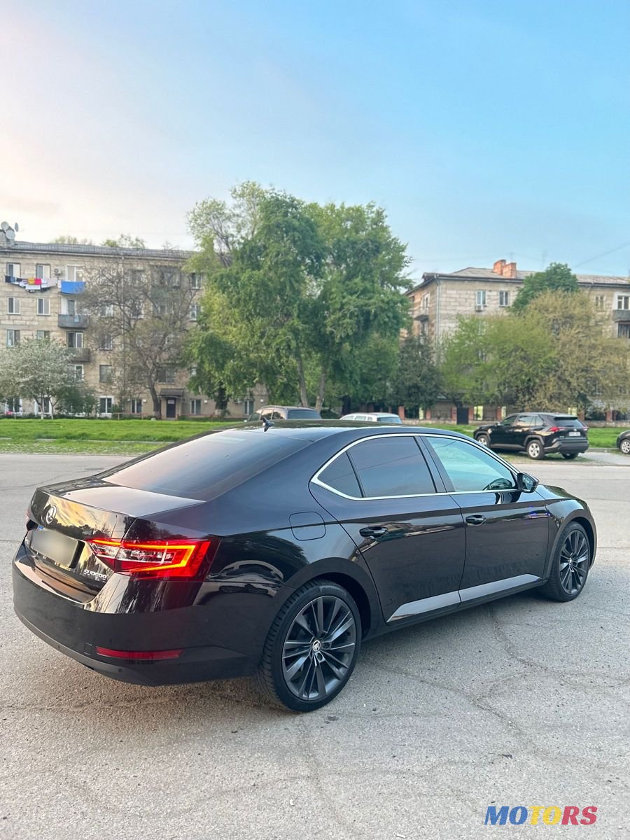 2017' Skoda Superb photo #5