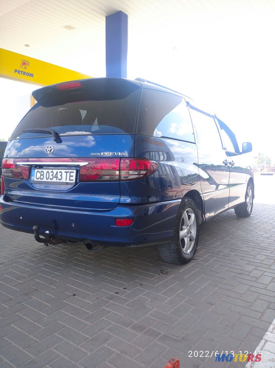 2003' Toyota Previa photo #4