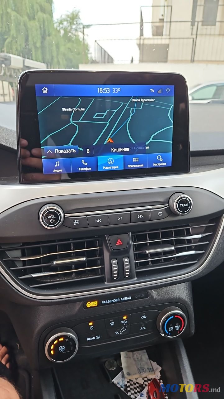 2020' Ford Focus photo #6