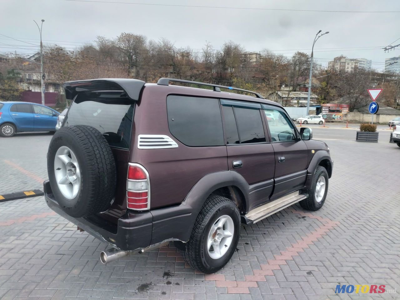 1998' Toyota Land Cruiser Prado photo #3