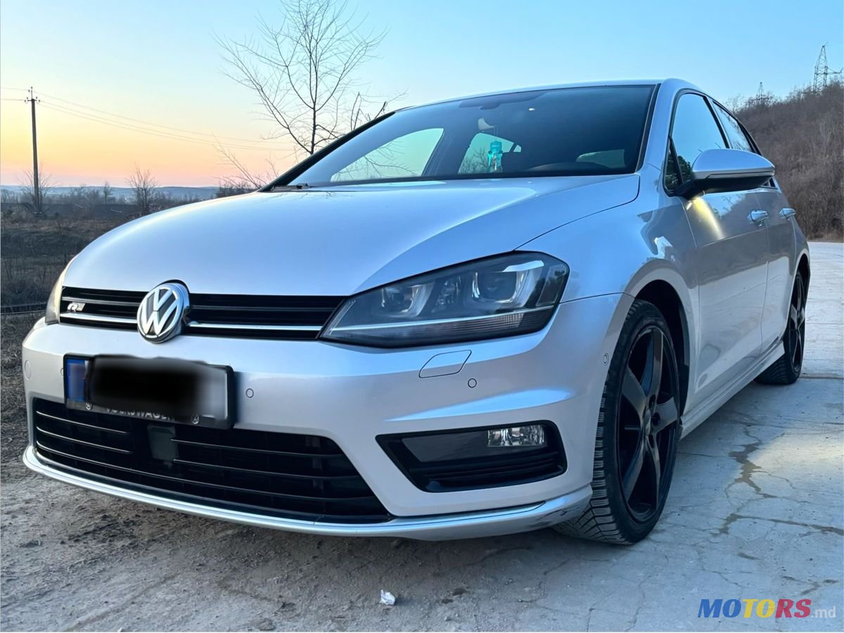 2016' Volkswagen Golf photo #5