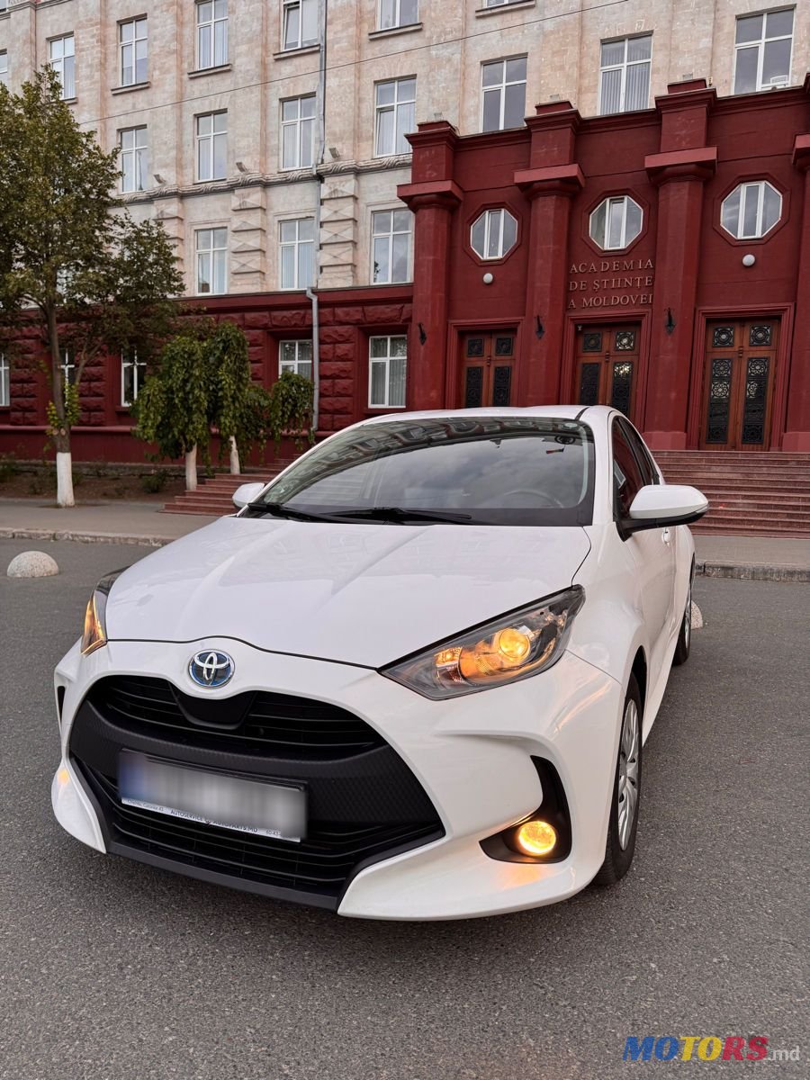 2022' Toyota Yaris photo #1