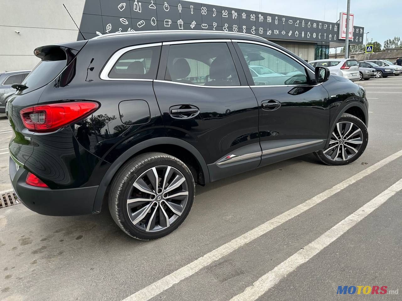 2016' Renault Kadjar photo #2
