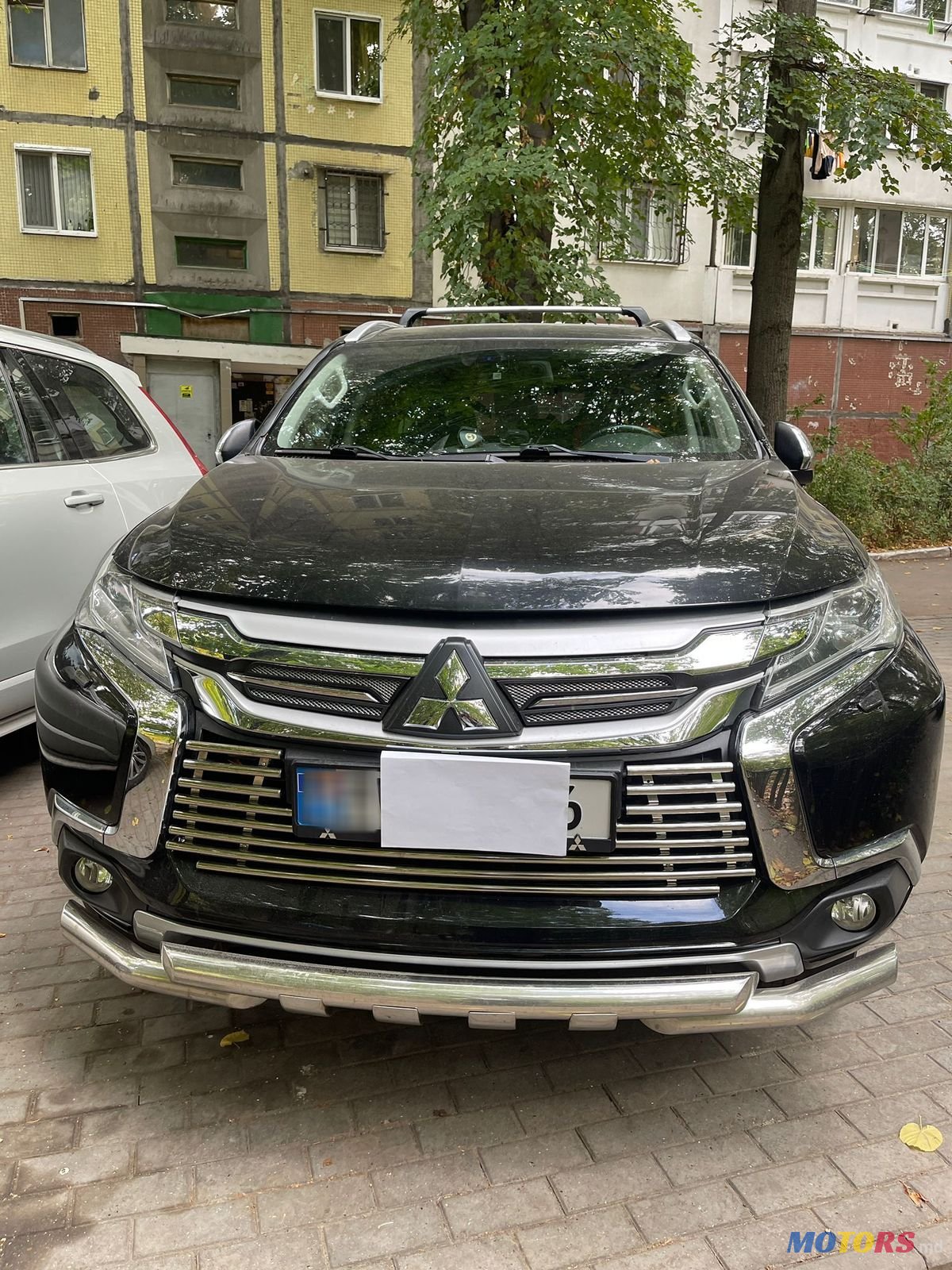 2018' Mitsubishi Pajero Sport 3 поколение photo #1