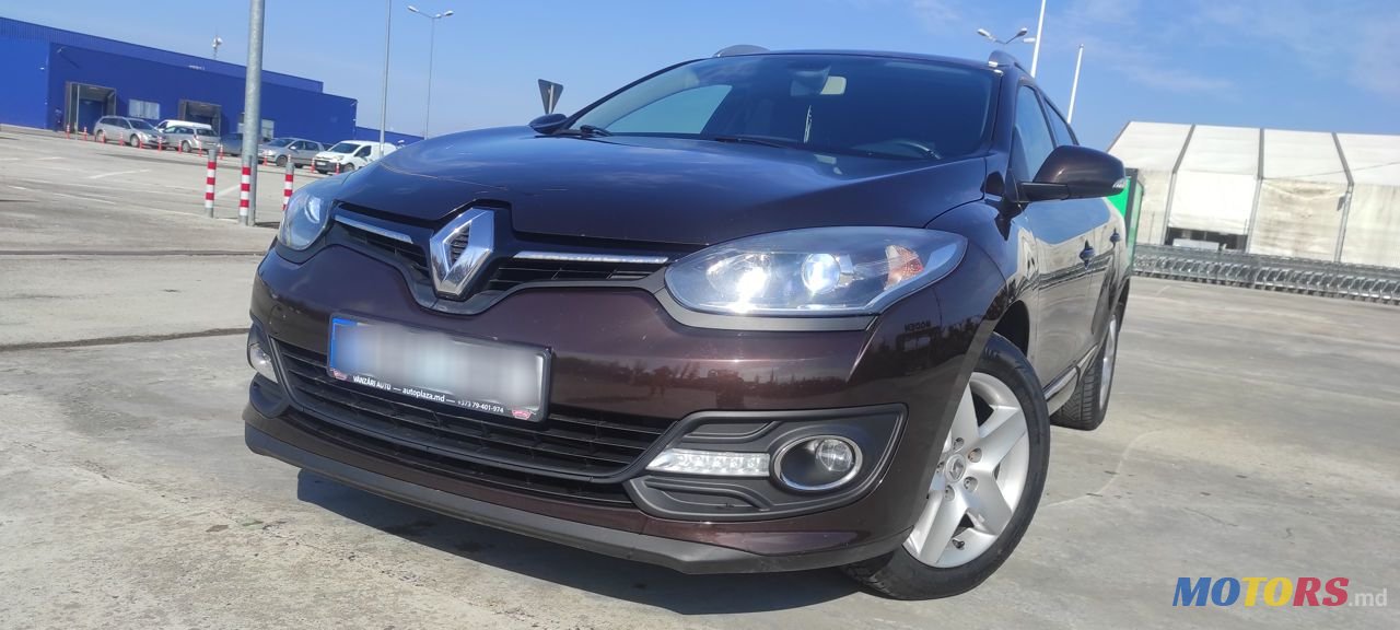 2014' Renault Megane photo #2