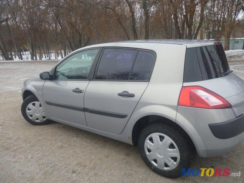 2005' Renault Megane photo #2