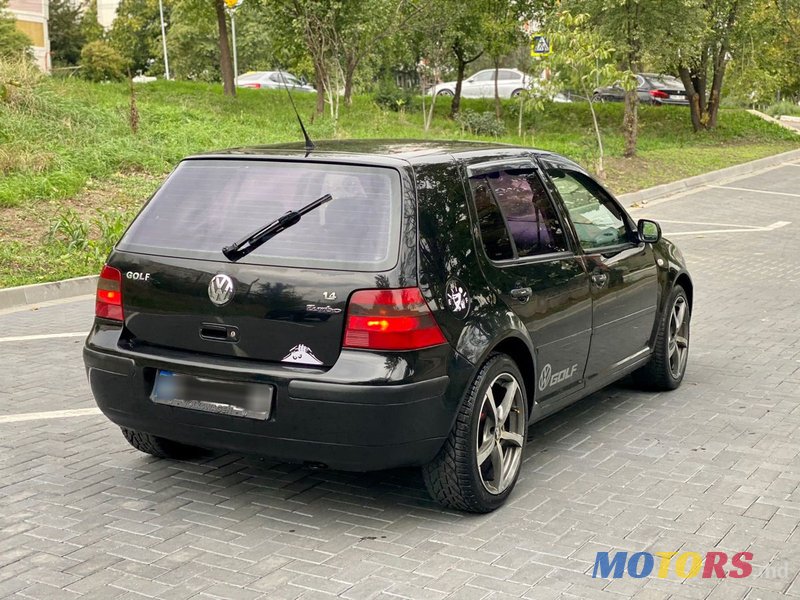 2000' Volkswagen Golf photo #4