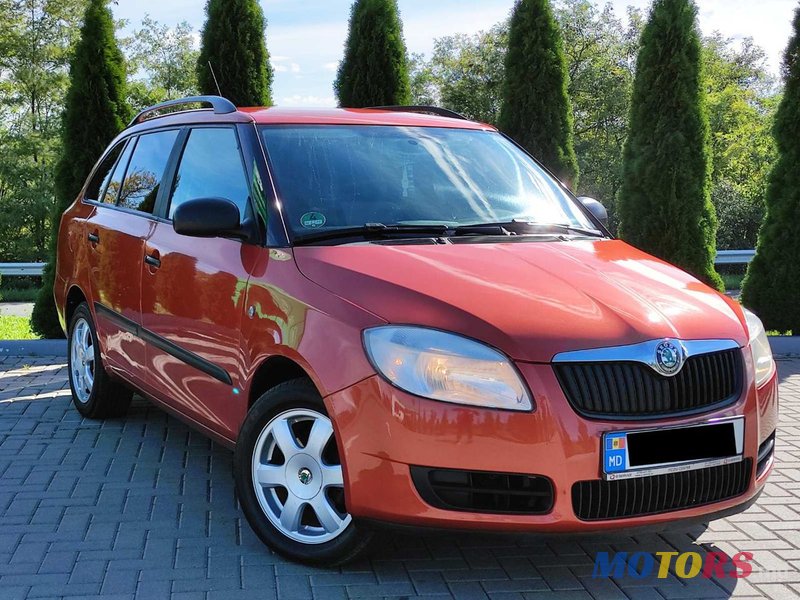 2009' Skoda Fabia photo #6