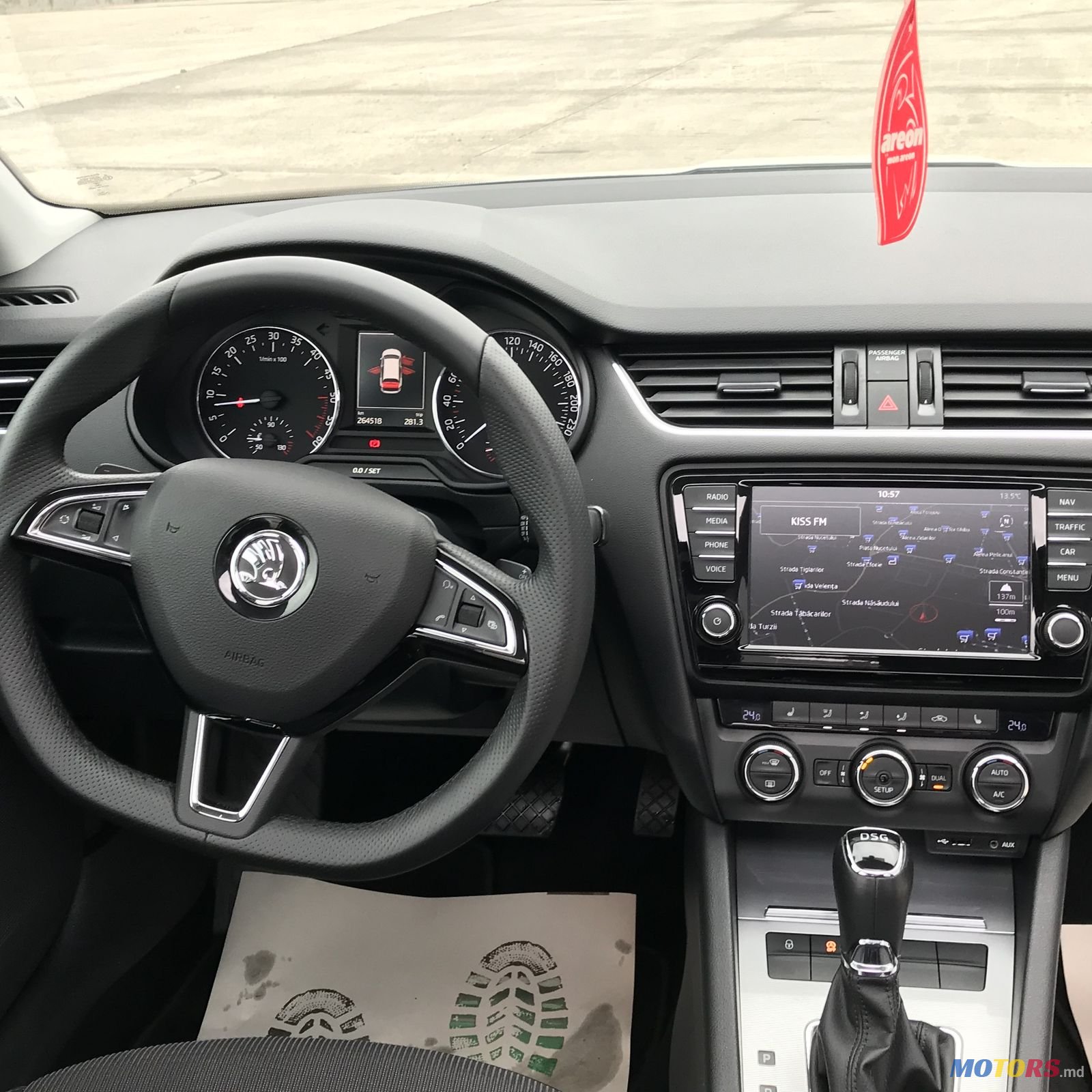 2015' Skoda Octavia photo #6