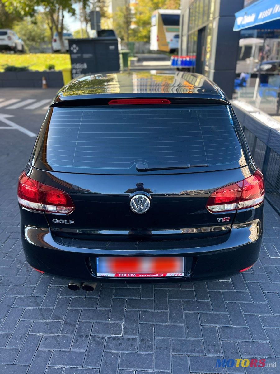 2010' Volkswagen Golf photo #4