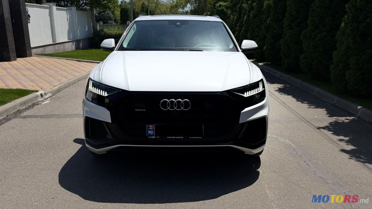 2020' Audi Q8 photo #6