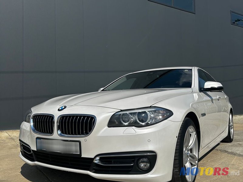 2014' BMW 5 Series photo #1