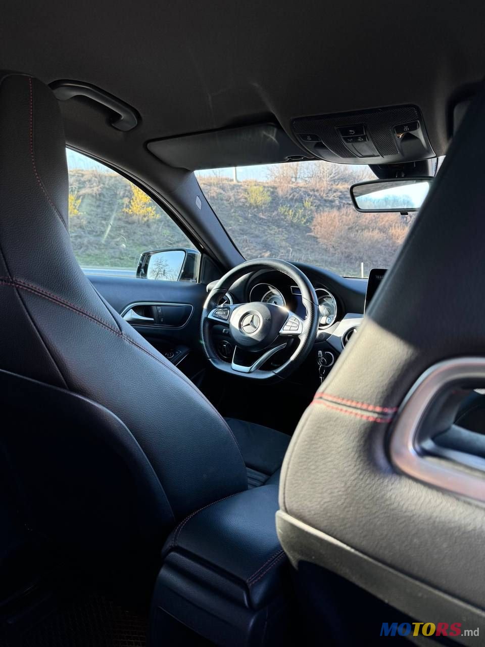 2017' Mercedes-Benz GLA photo #5