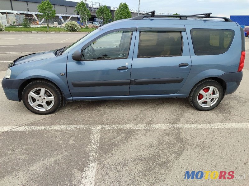 2007' Dacia Logan Mcv photo #3