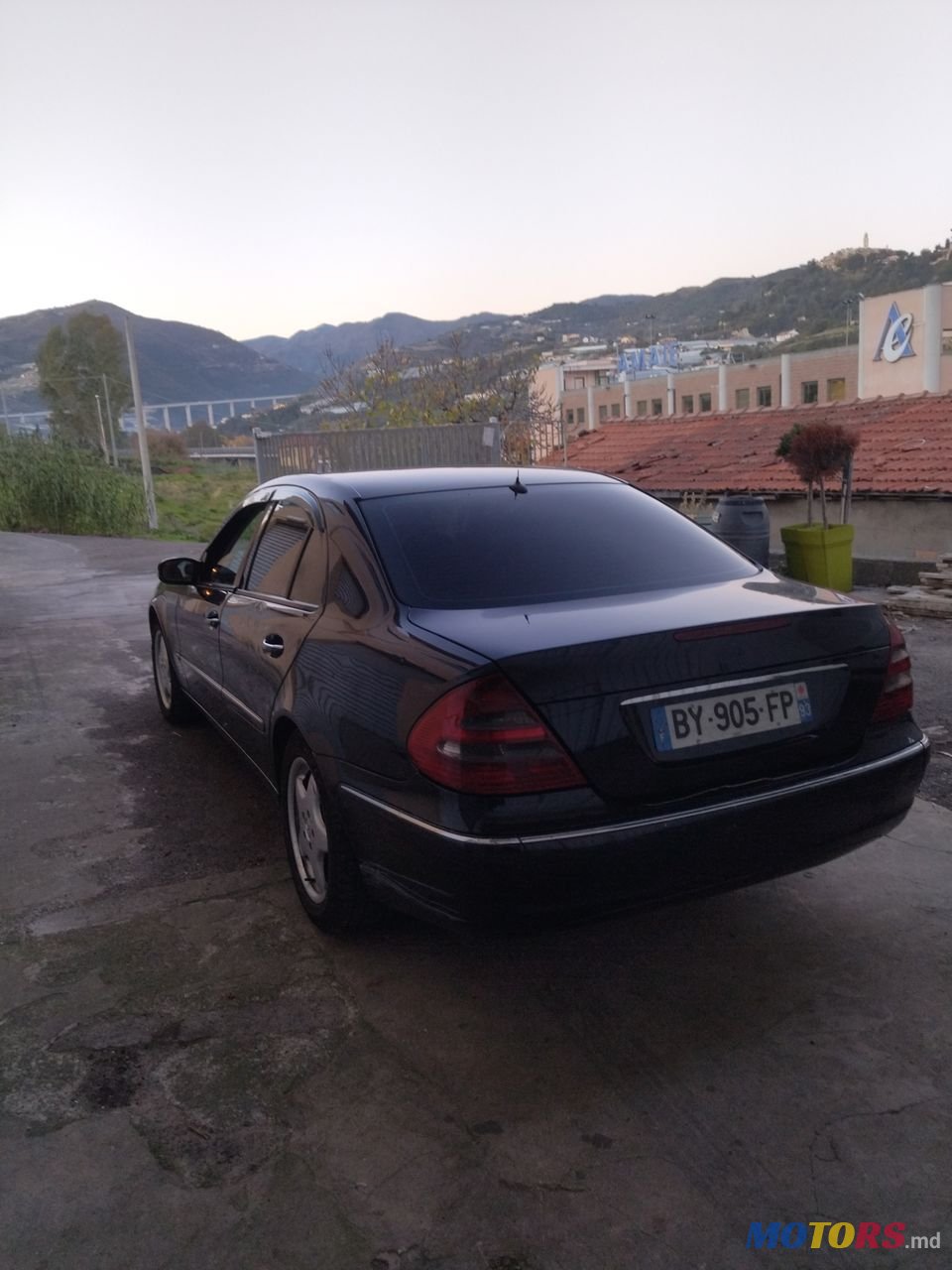 2003' Mercedes-Benz E Класс photo #1