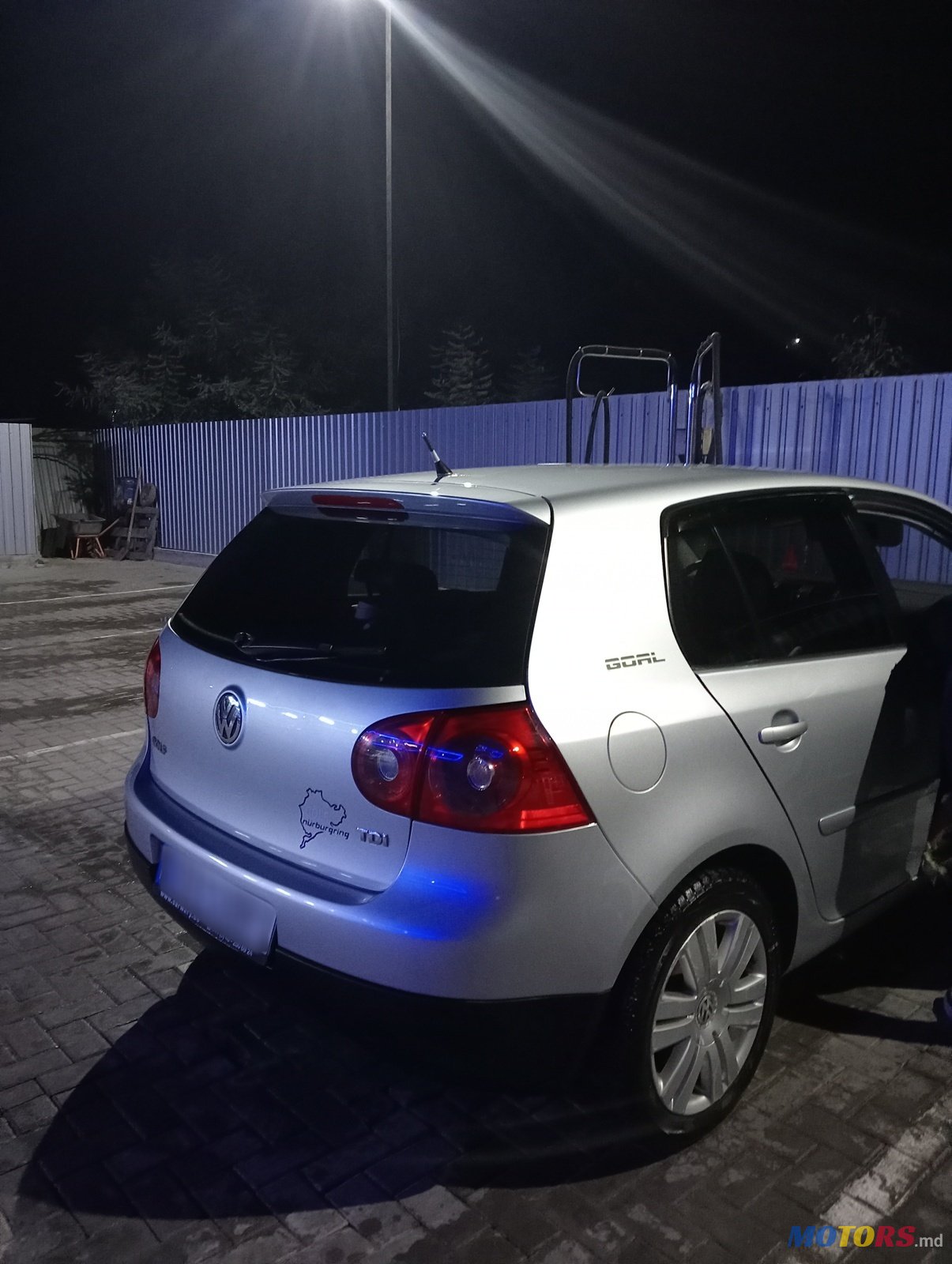 2006' Volkswagen Golf photo #1