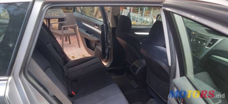 2009' Subaru Outback photo #5