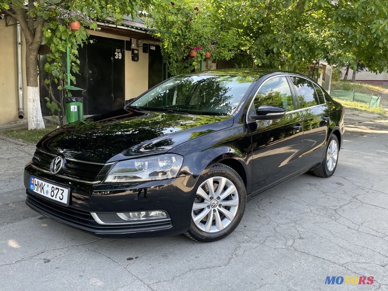 2013' Volkswagen Passat photo #1