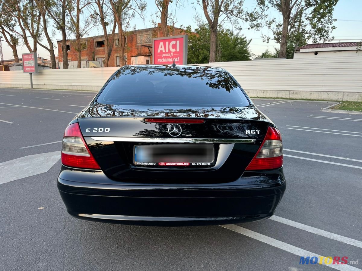 2009' Mercedes-Benz E Класс photo #6