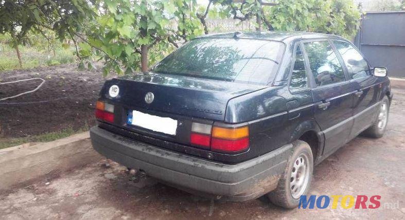 1990' Volkswagen Passat photo #1