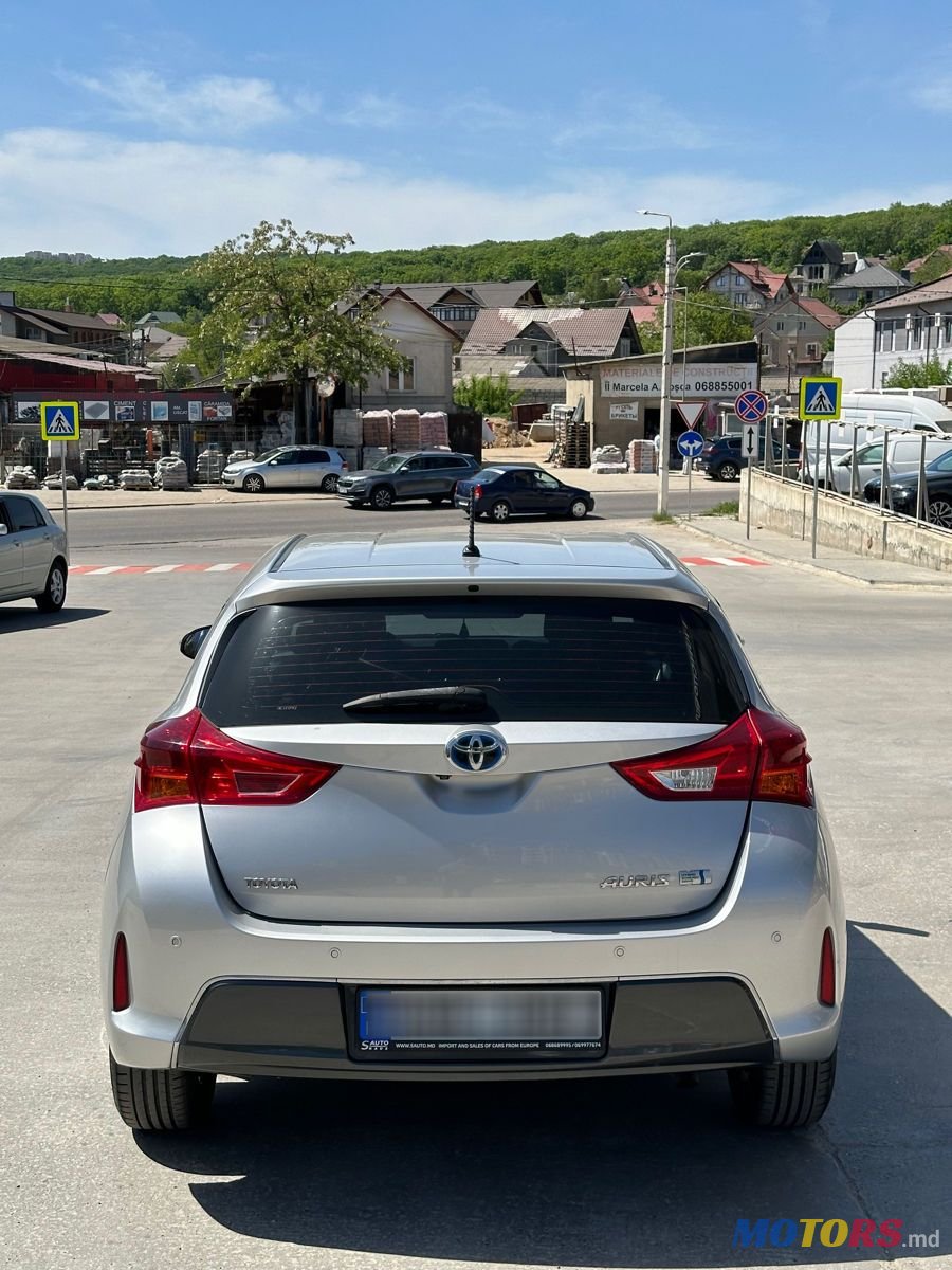 2014' Toyota Auris photo #4