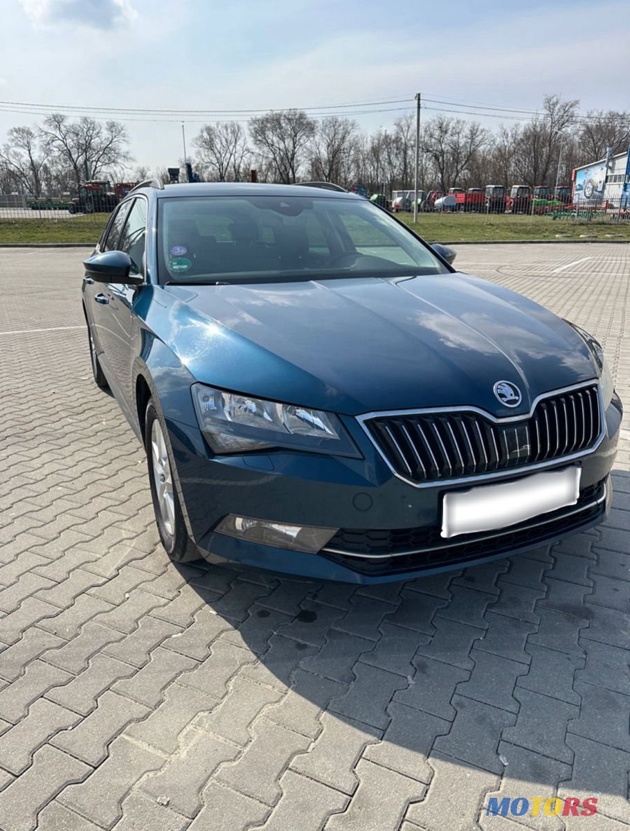 2017' Skoda Superb photo #2