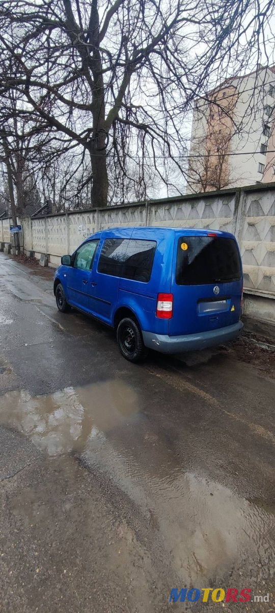 2005' Volkswagen Caddy photo #2