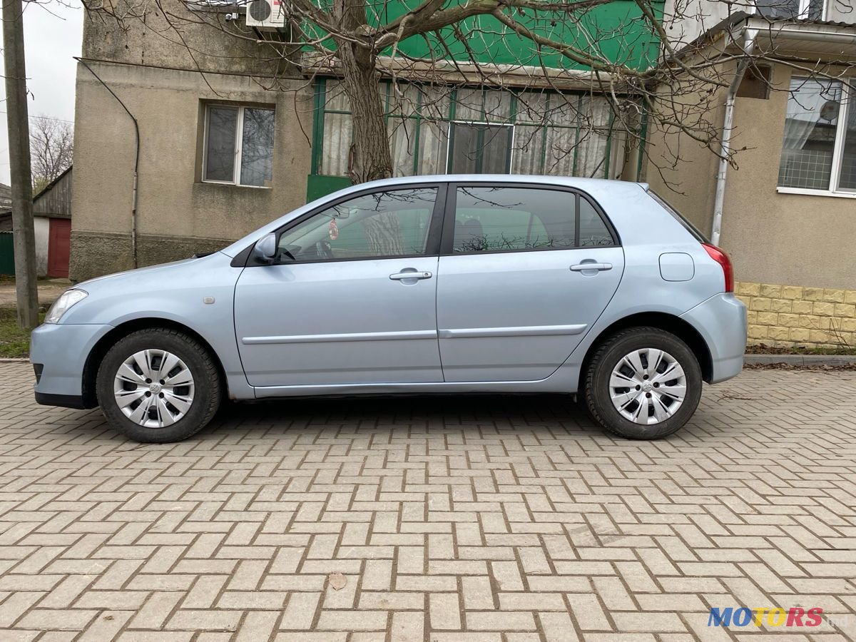 2005' Toyota Corolla photo #5