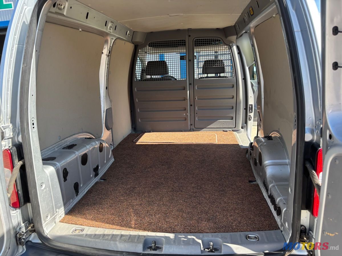 2009' Volkswagen Caddy photo #4