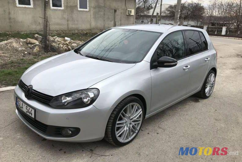 2009' Volkswagen Golf photo #1