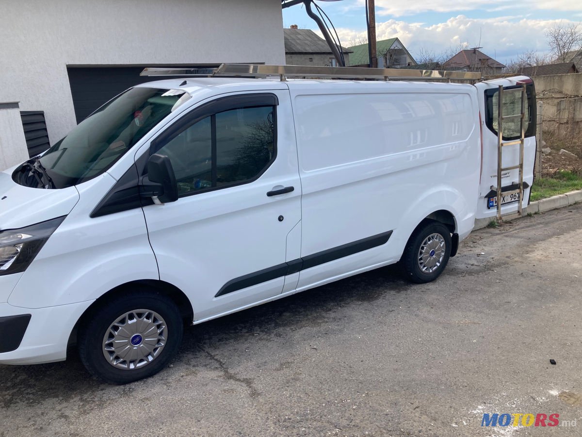 2013' Ford Custom photo #1