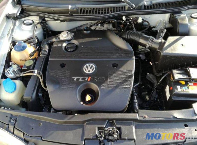 2000' Volkswagen Golf photo #5