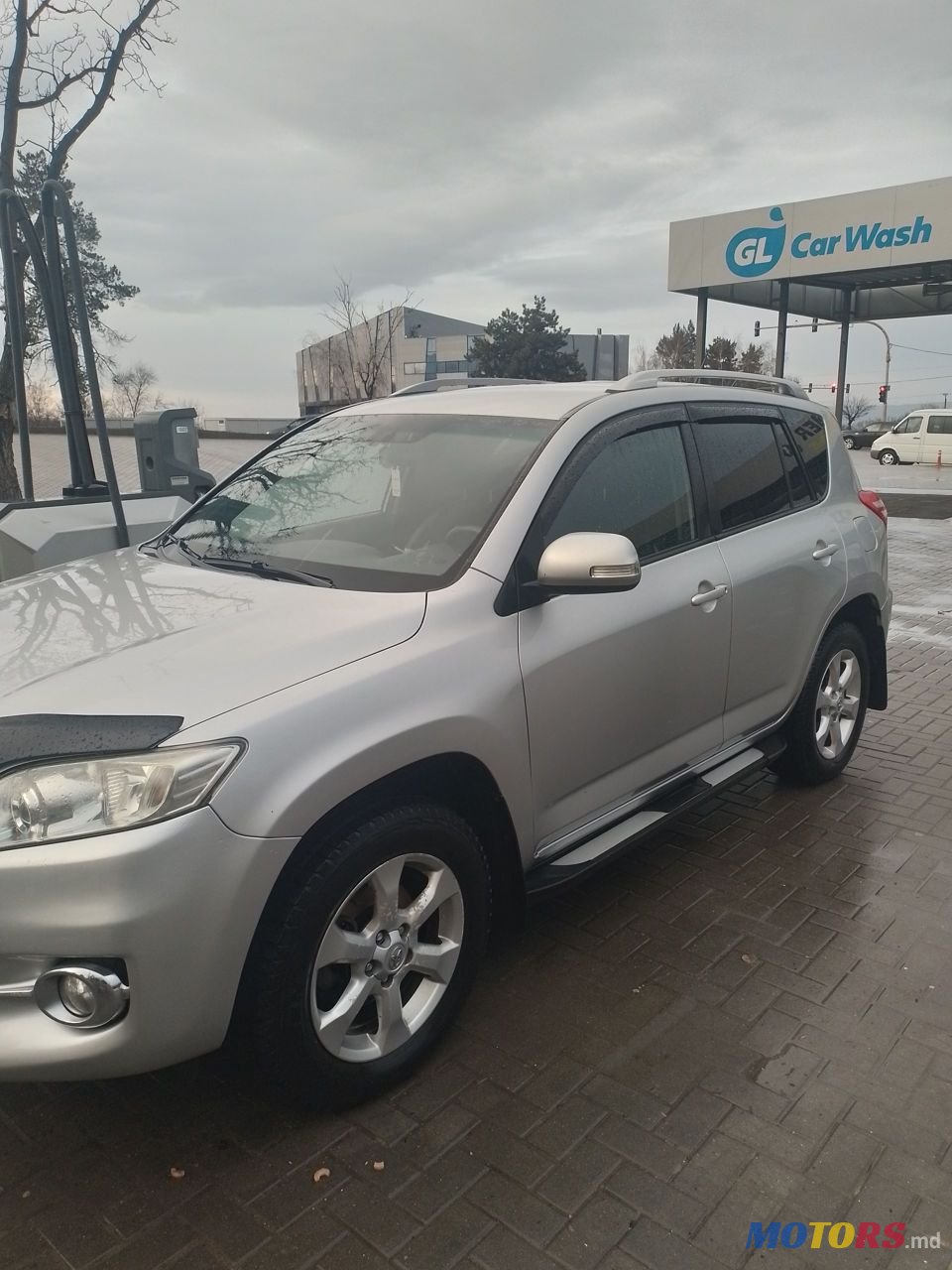 2010' Toyota RAV4 photo #5