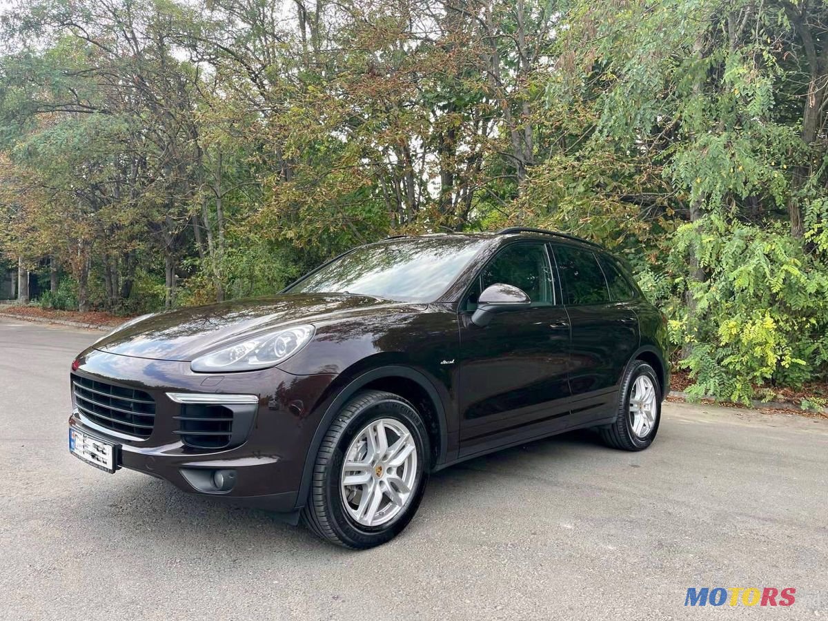 2016' Porsche Cayenne photo #1