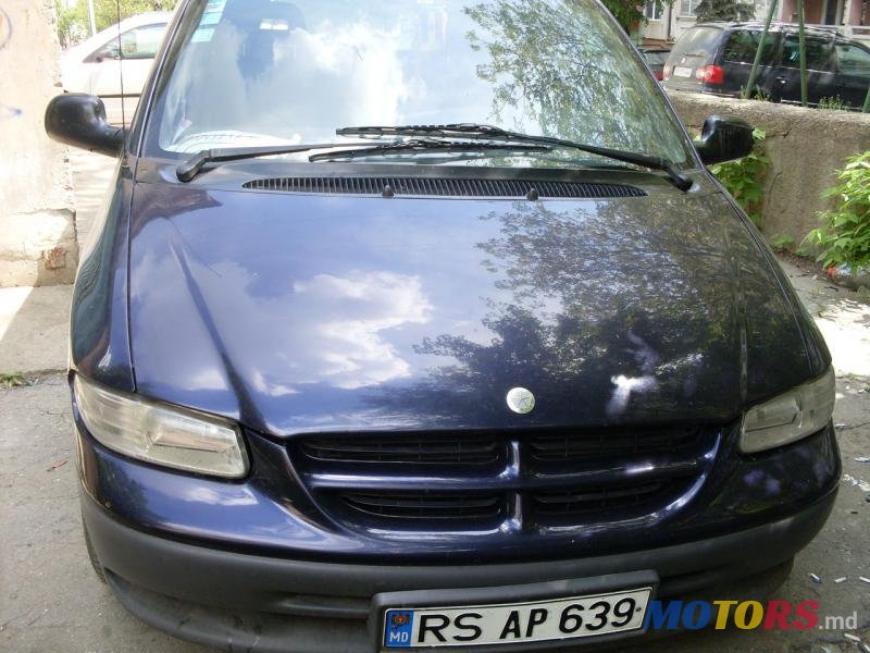 1997' Chrysler Voyager photo #5