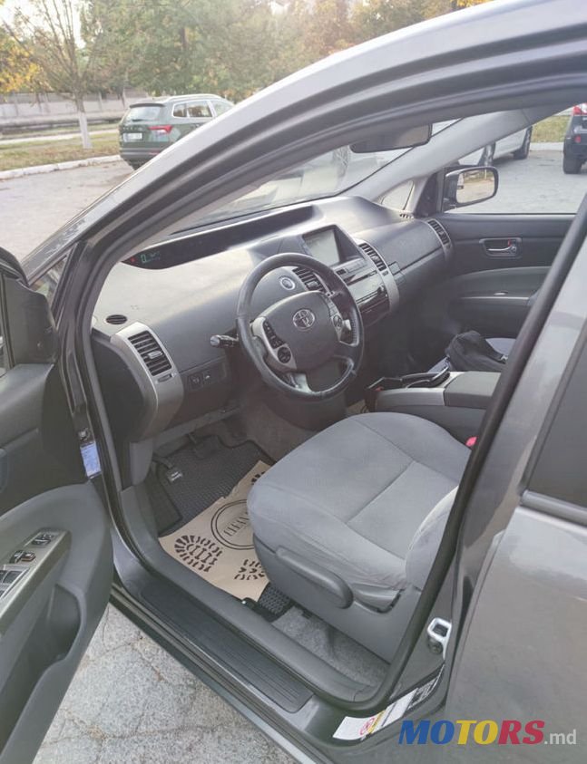 2007' Toyota Prius photo #3