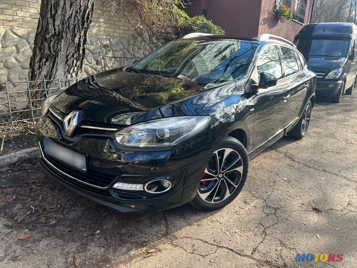 2014' Renault Megane photo #3