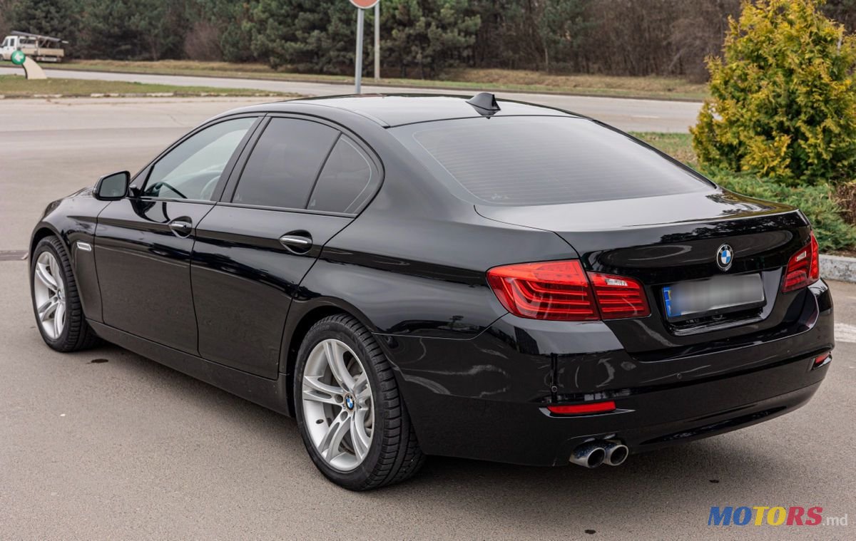 2016' BMW 5 Series photo #3