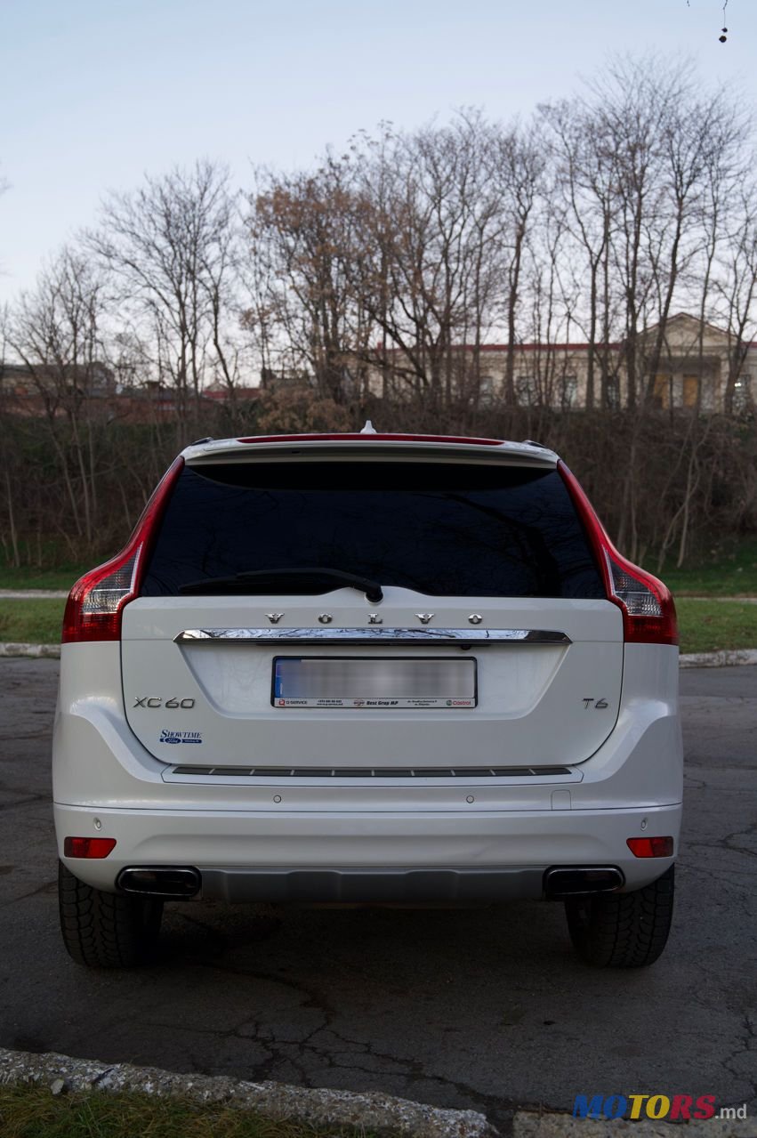 2016' Volvo XC60 photo #5