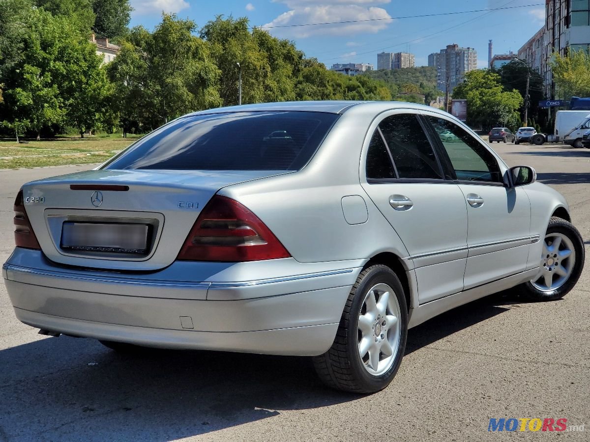 2003' Mercedes-Benz C Класс photo #3